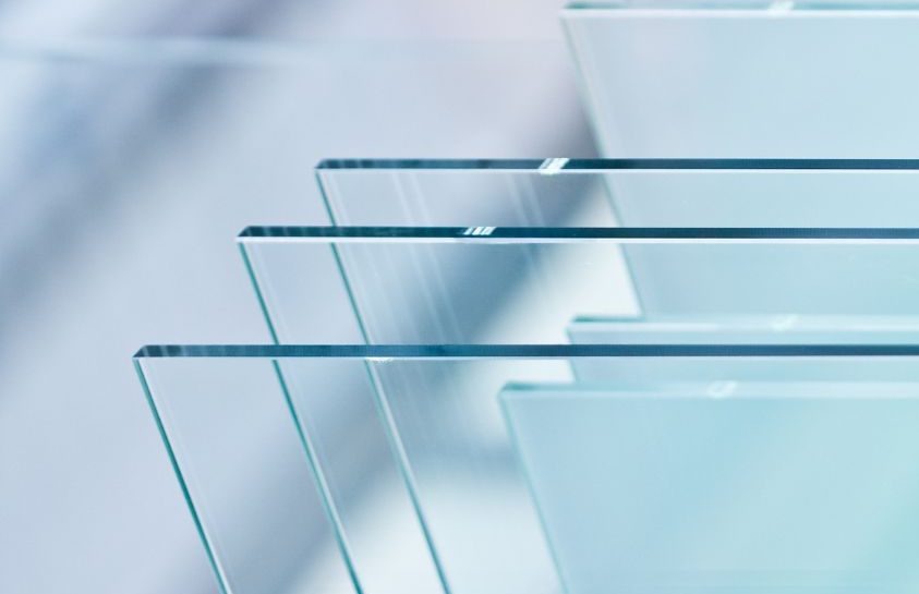 Como Escolher o Tipo Ideal de Vidro em Piracicaba: 5 Dicas vidros e1765280975492